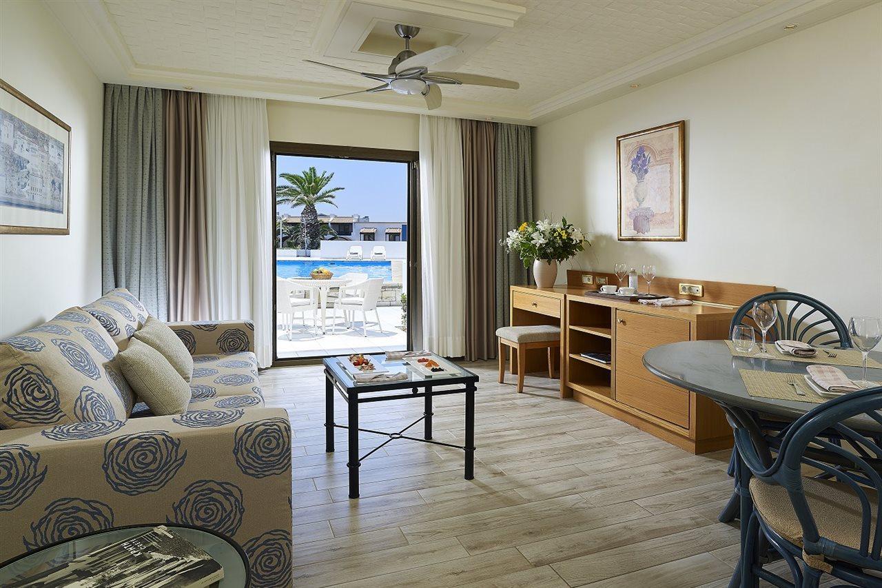 Knossos Royal Hotel Херсонисос Екстериор снимка